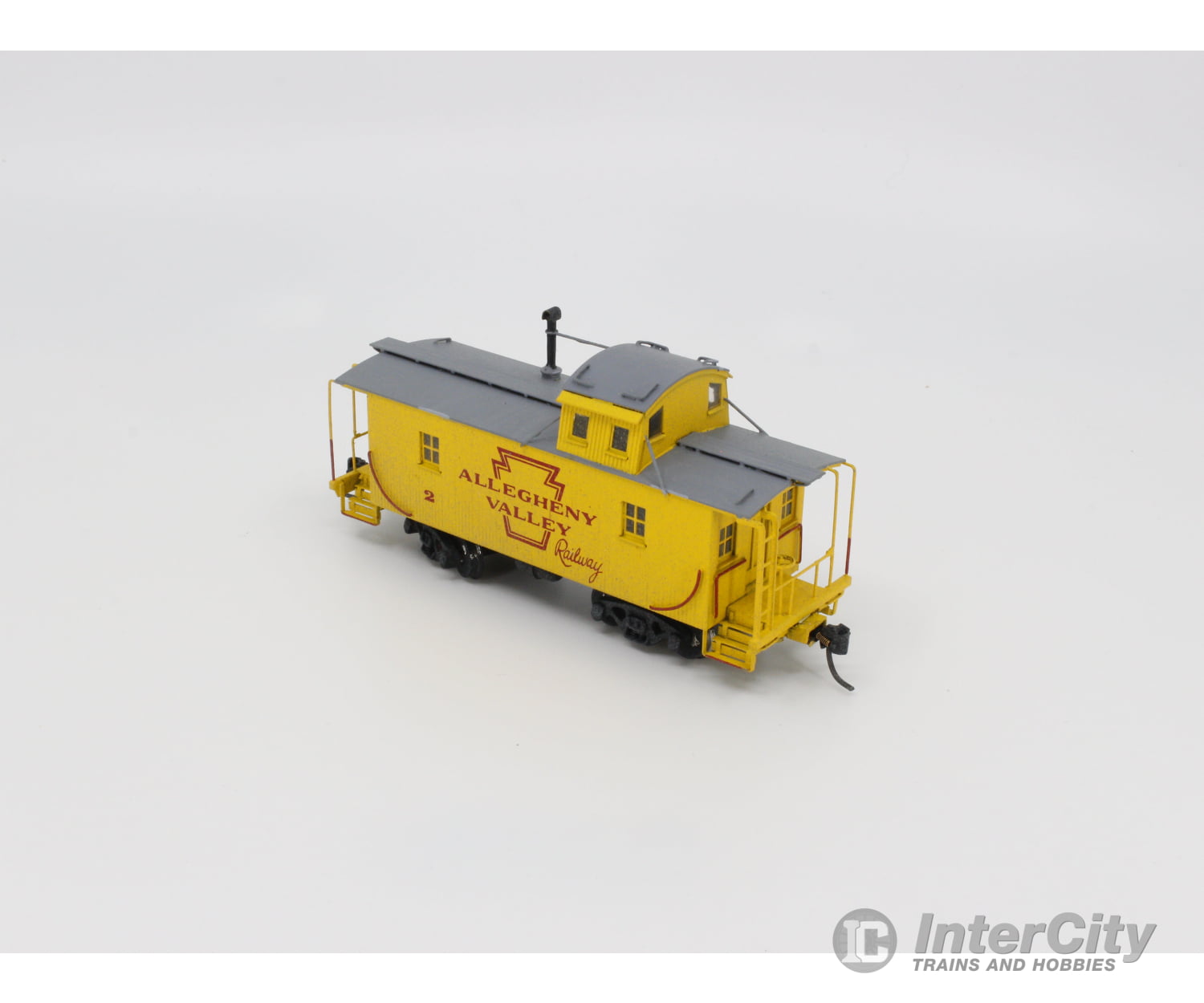 Trains Inc. Ho Wood Caboose Freight Car (Painted As Allegheny Valley Railway) 2 Cars