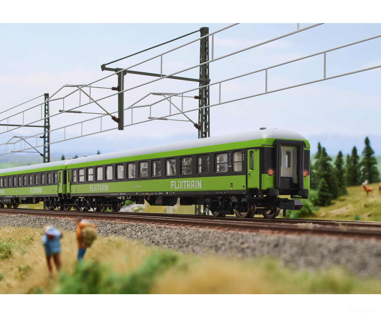 Trix 15462 N ’FlixTrain’ Express Train Passenger Car Set (MHI Exclusive Item) European Passenger Cars