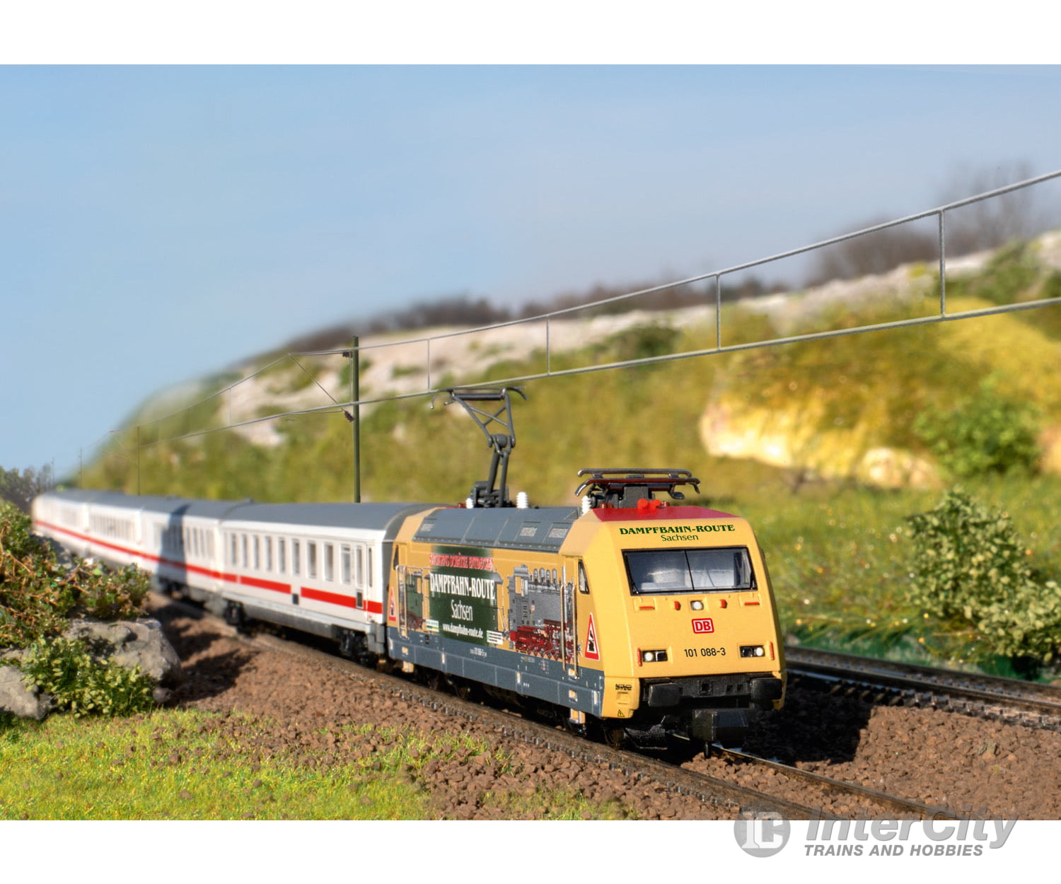 Trix 16089 Class 101 Electric Locomotive - Default Title (IC-TRIX-16089)