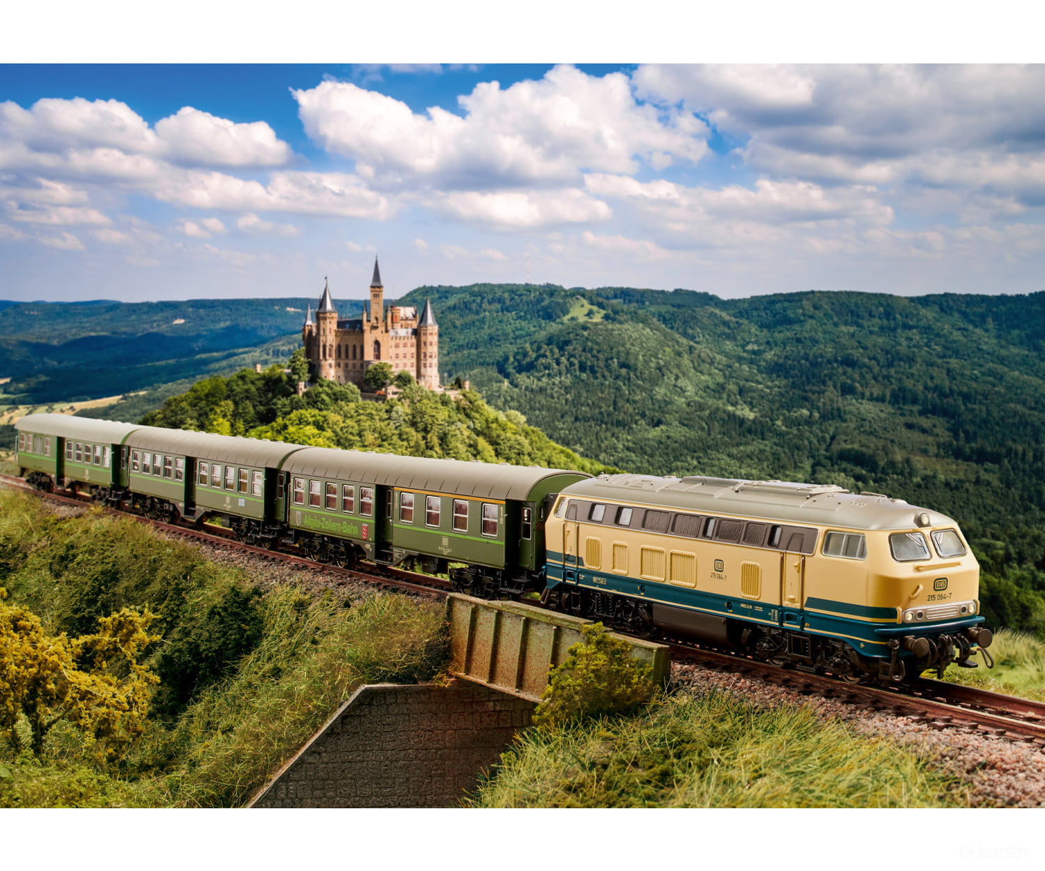 Trix 16254 N Db Class 215 Diesel Locomotive European Locomotives