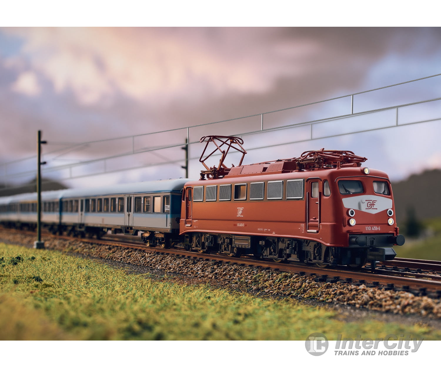 Trix 16267 Class 110.3 Electric Locomotive - Default Title (IC-TRIX-16267)