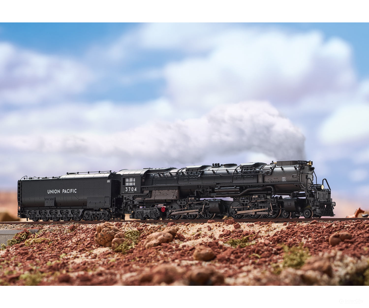 Trix 16489 N Class 3700 Steam Locomotive MFX DCC/Sound European Locomotives