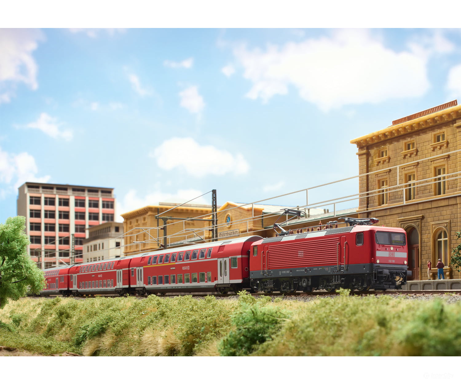 Trix 16711 N DB AG Class 112 Electric Locomotive MFX DCC/Sound European Locomotives