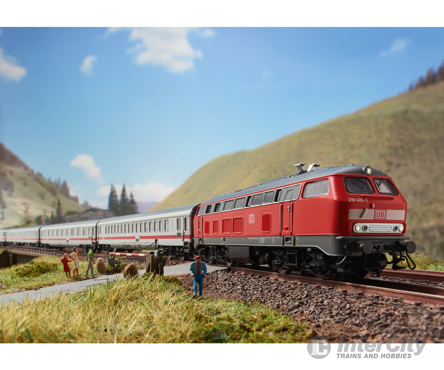 Trix 16823 Class 218 Diesel Locomotive - Default Title (IC-TRIX-16823)