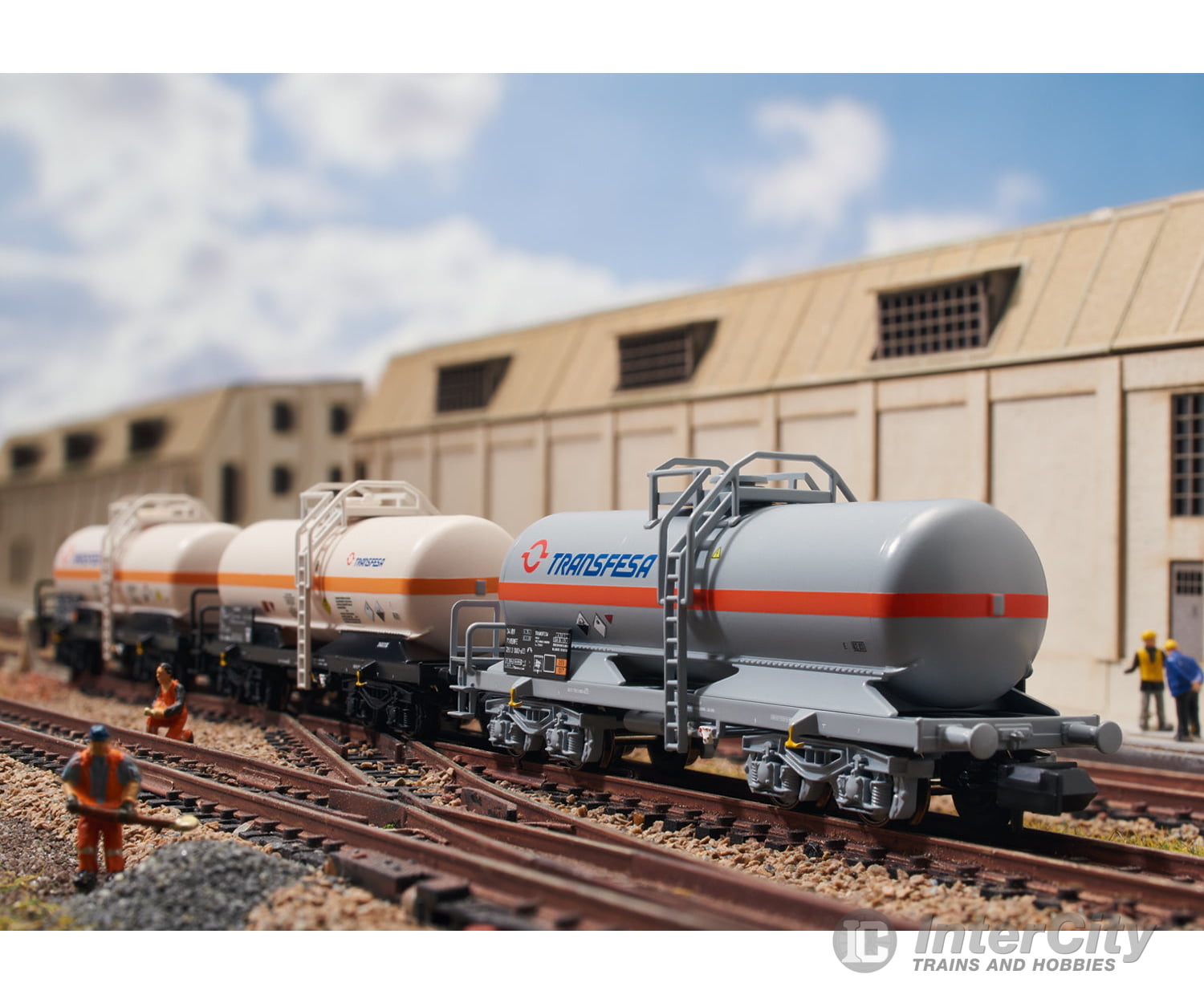 Trix 18267 N Renfe Transfesa Tank Car Set European Freight Cars