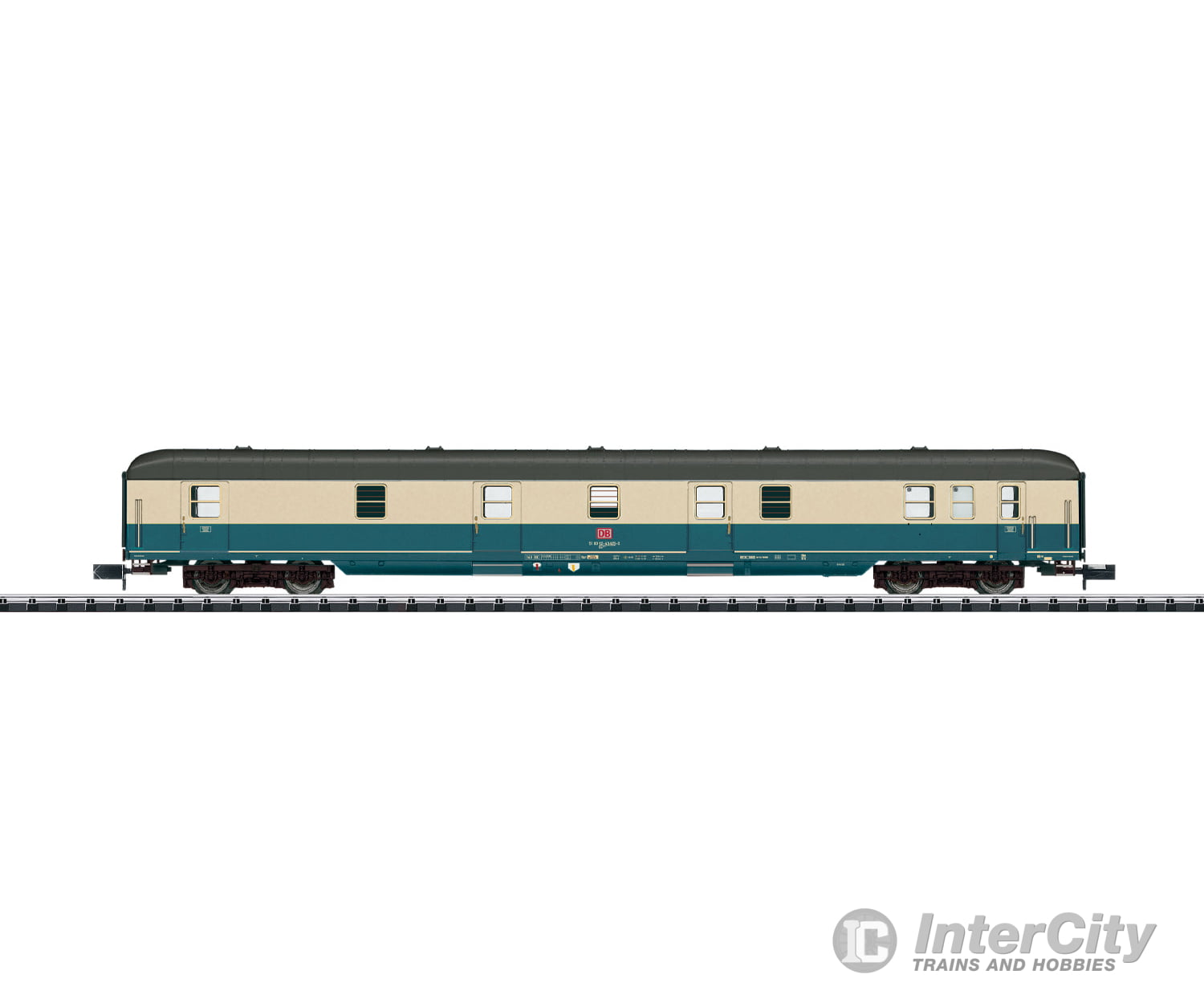 Trix 18450 N DB AG Type Dm 903.1 Baggage Car European Freight Cars