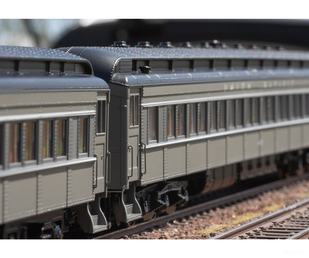 Trix 23729 HO US Heavyweight Passenger Car Set DCC (MHI Exclusive Item) - Passenger Cars
