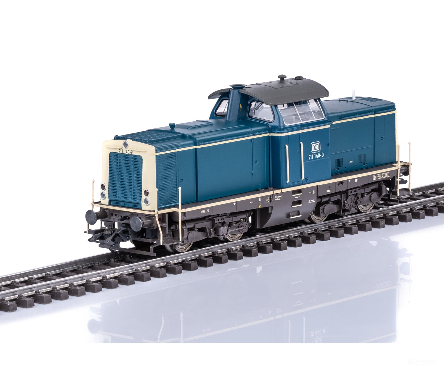 Trix 25101 Ho Db Class 211 Diesel Locomotive Mfx Dcc/Sound European Locomotives