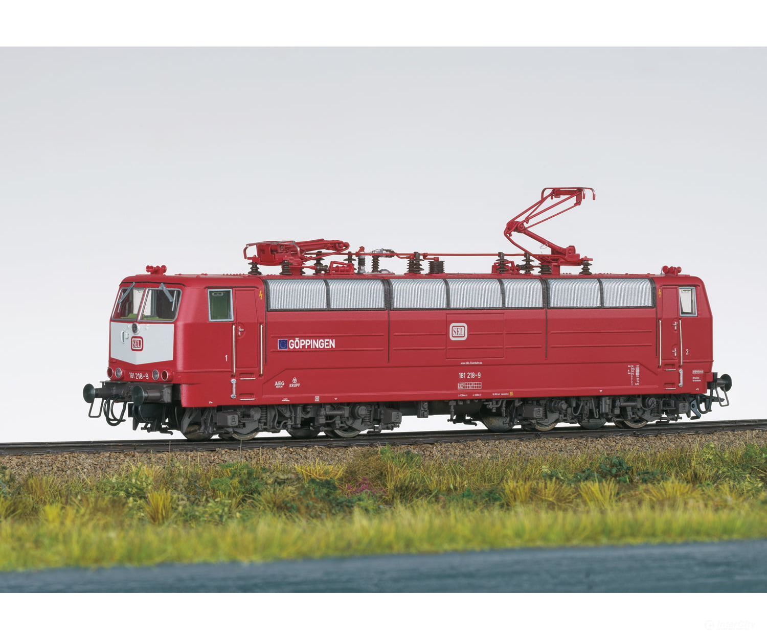 Trix 25186 HO Class 181.2 Electric Locomotive MFX DCC/Sound European Locomotives