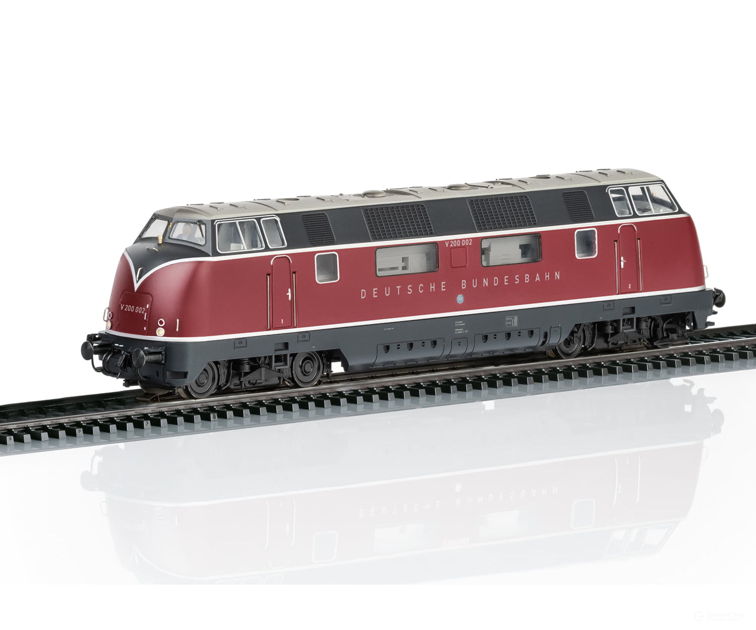 Trix 25500 Ho Class V 200 Diesel Locomotive (2024 Profi Club Model) European Locomotives
