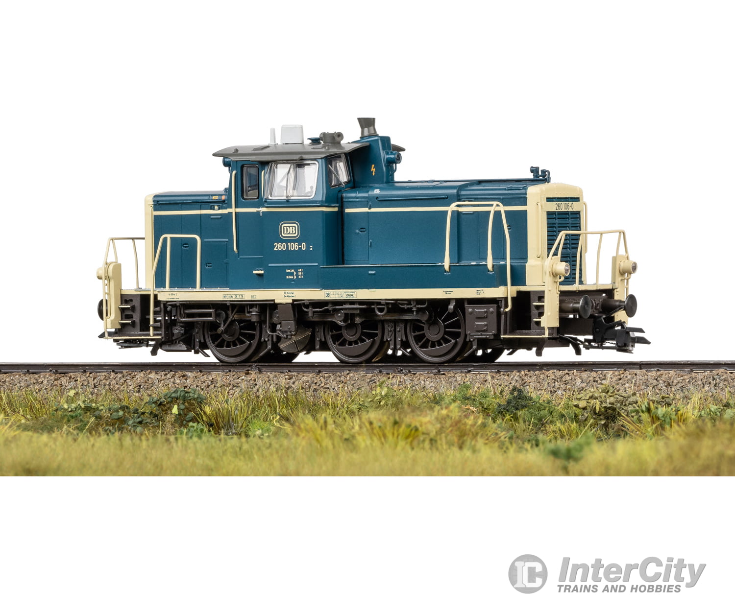 Trix 25601 HO DB Class 260 Diesel Locomotive MFX DCC/Sound European Locomotives