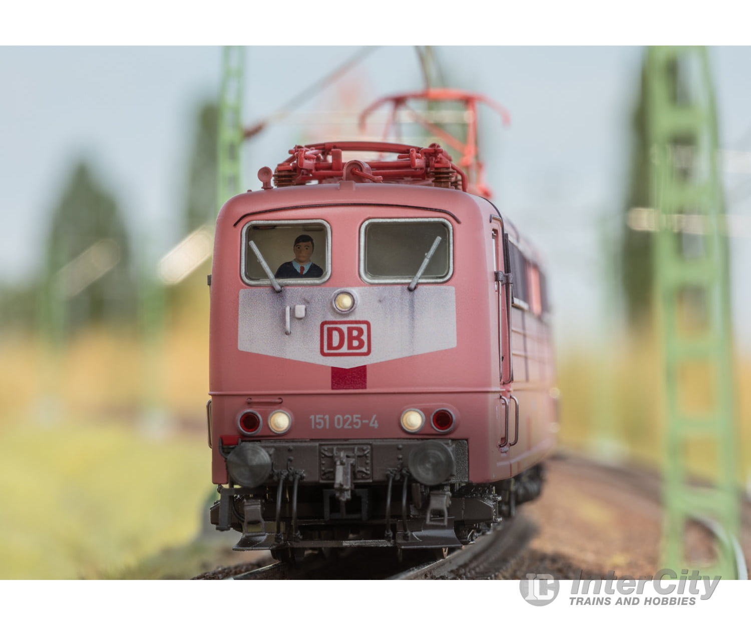Trix 25655 HO Class 151 Electric Locomotive MFX DCC/Sound European Locomotives