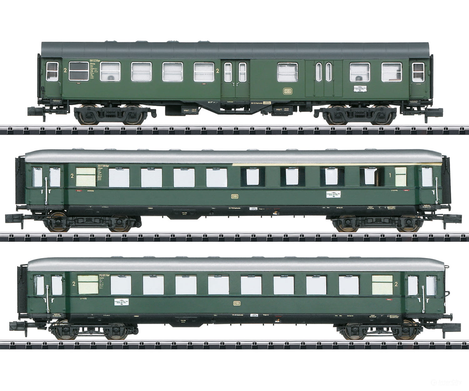 Trix 18209 Limited Stop Fast Passenger Train in the Danube Valley Car Set - Default Title (IC-TRIX-18209)