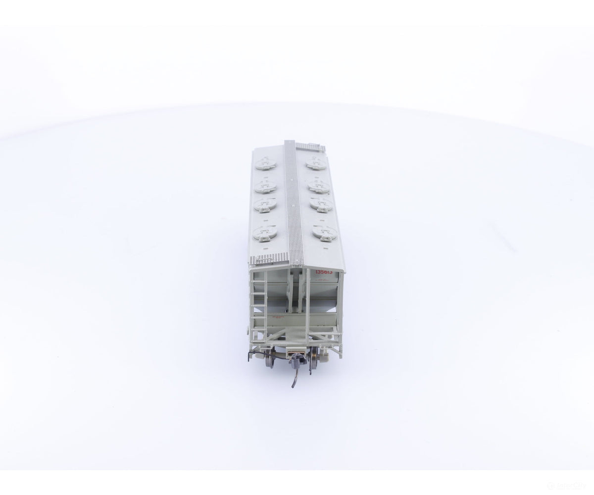 TrueLine Trains 300316 HO 4 Bay Covered Hopper Canadian National (CN) 135613 - Freight Cars