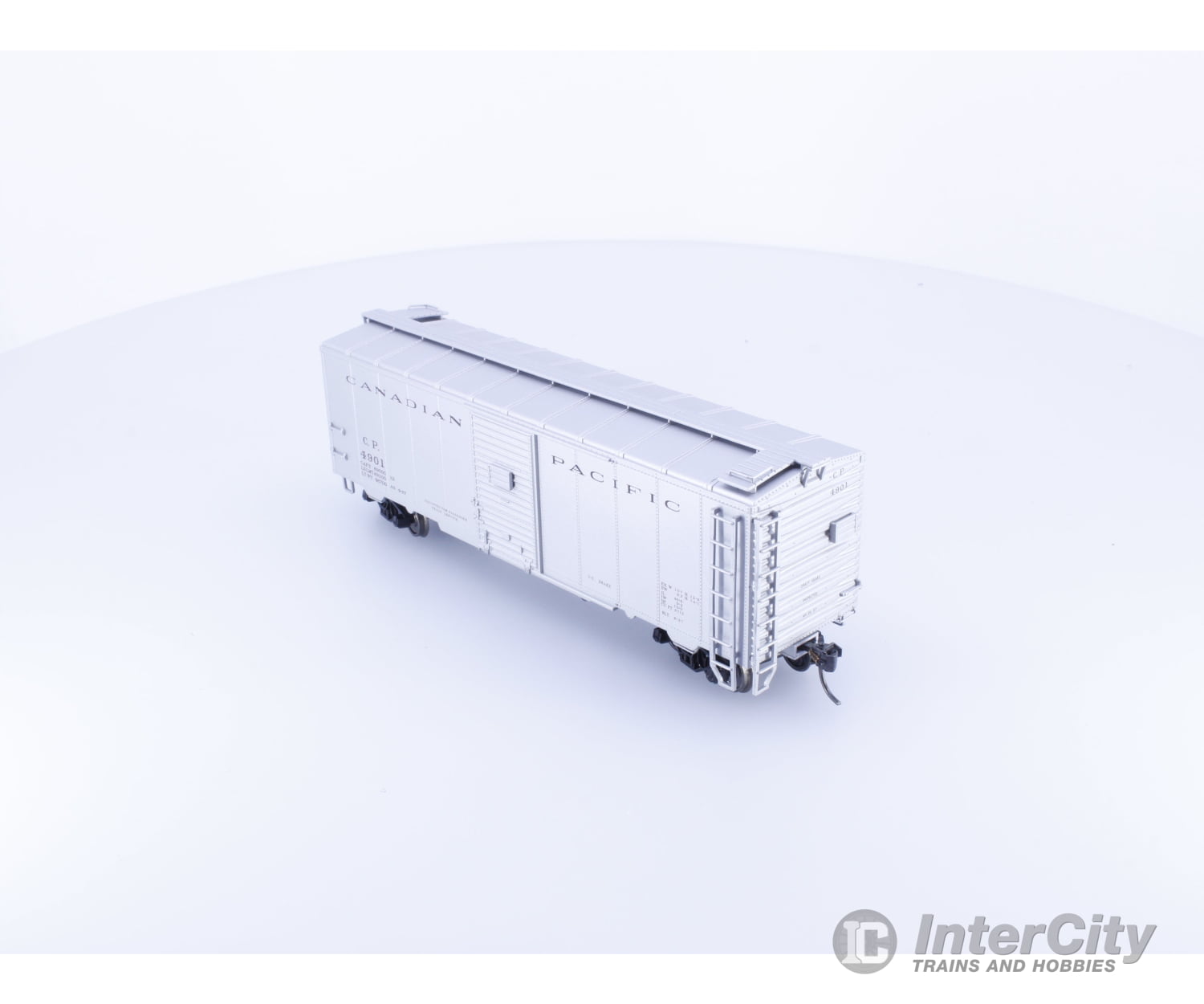 Trueline Trains 300101 HO 40’ Single Door Boxcar Canadian Pacific (CP) 4901 Freight Cars