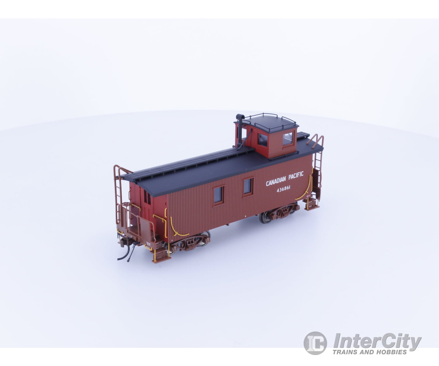 Trueline Trains 301118 HO Offset Cupola Caboose Canadian Pacific (CP) 436861 Freight Cars