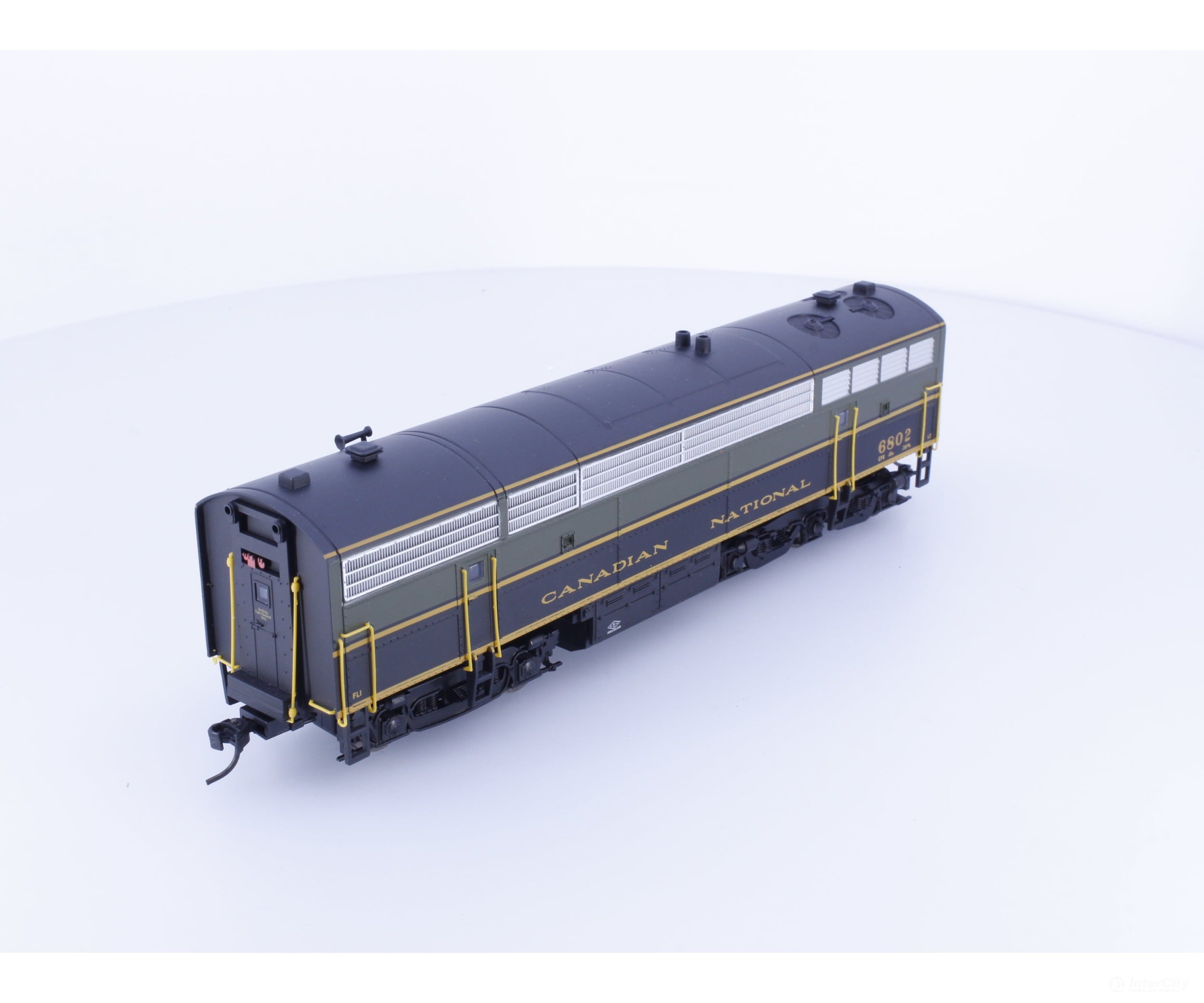 Trueline Trains TLT 500129 HO B Unit Diesel Locomotive with Sound Canadian National (CN) 6802 DCC & Sound Locomotives
