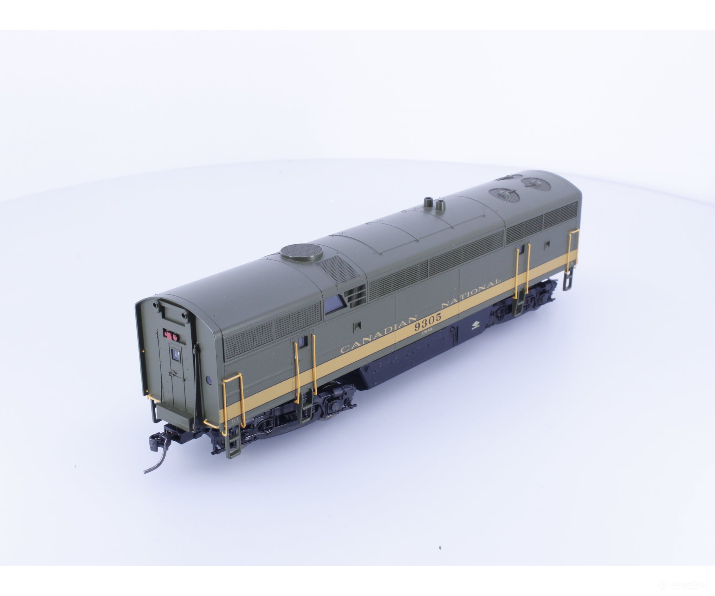 Trueline Trains TLT 500161 HO C-Liner B Unit 1954 Scheme Diesel Locomotive with Sound Canadian National (CN) 9305 DCC &