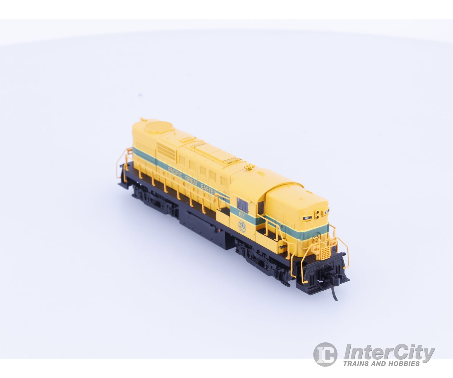 Trueline Trains TLT800061 N RS-18 Diesel Locomotive Pacific Great Eastern (PGE) 601 Analog DC Locomotives