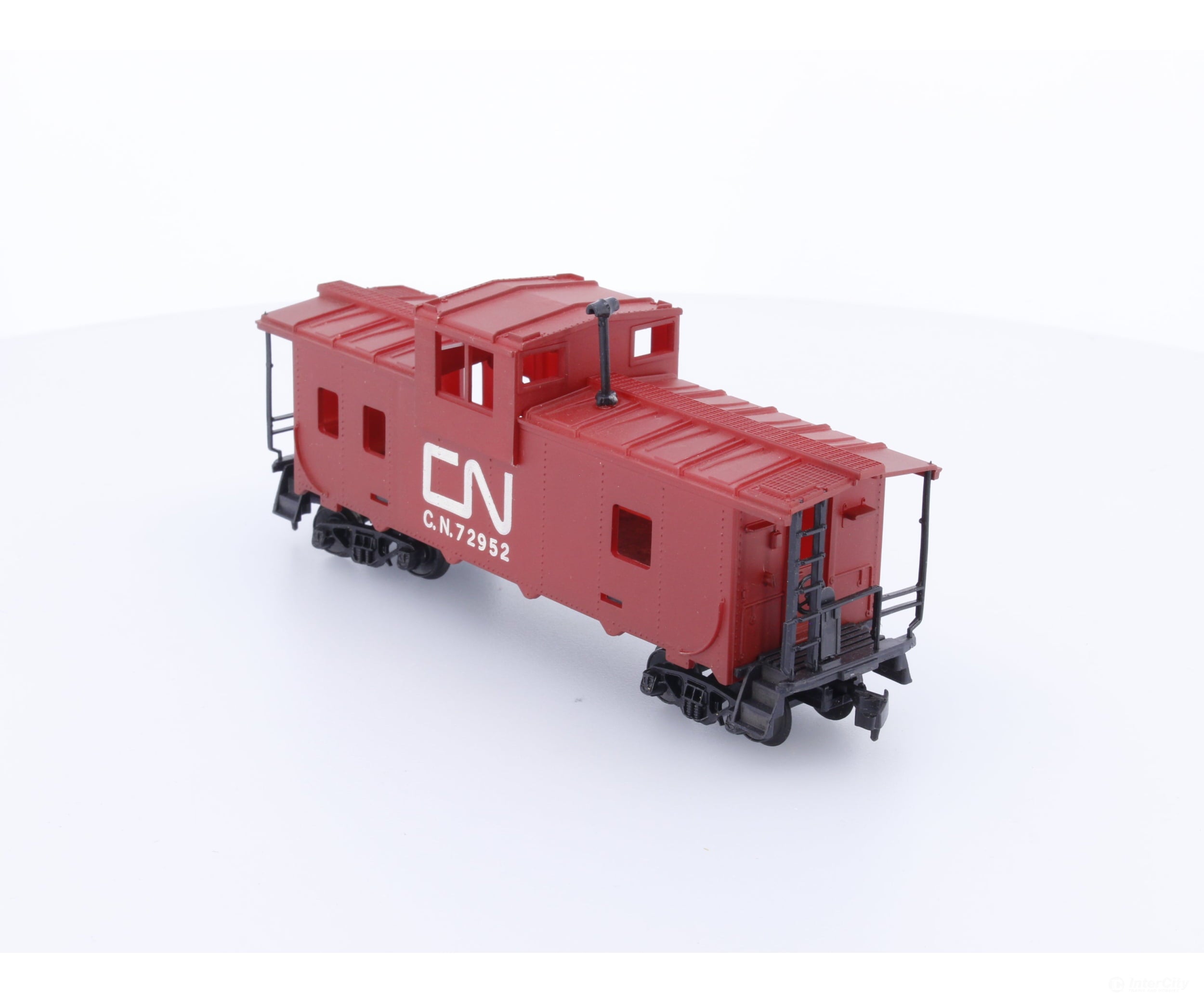 Tyco 328-43 HO 40’ Caboose Canadian National (CN) 72952 Freight Cars