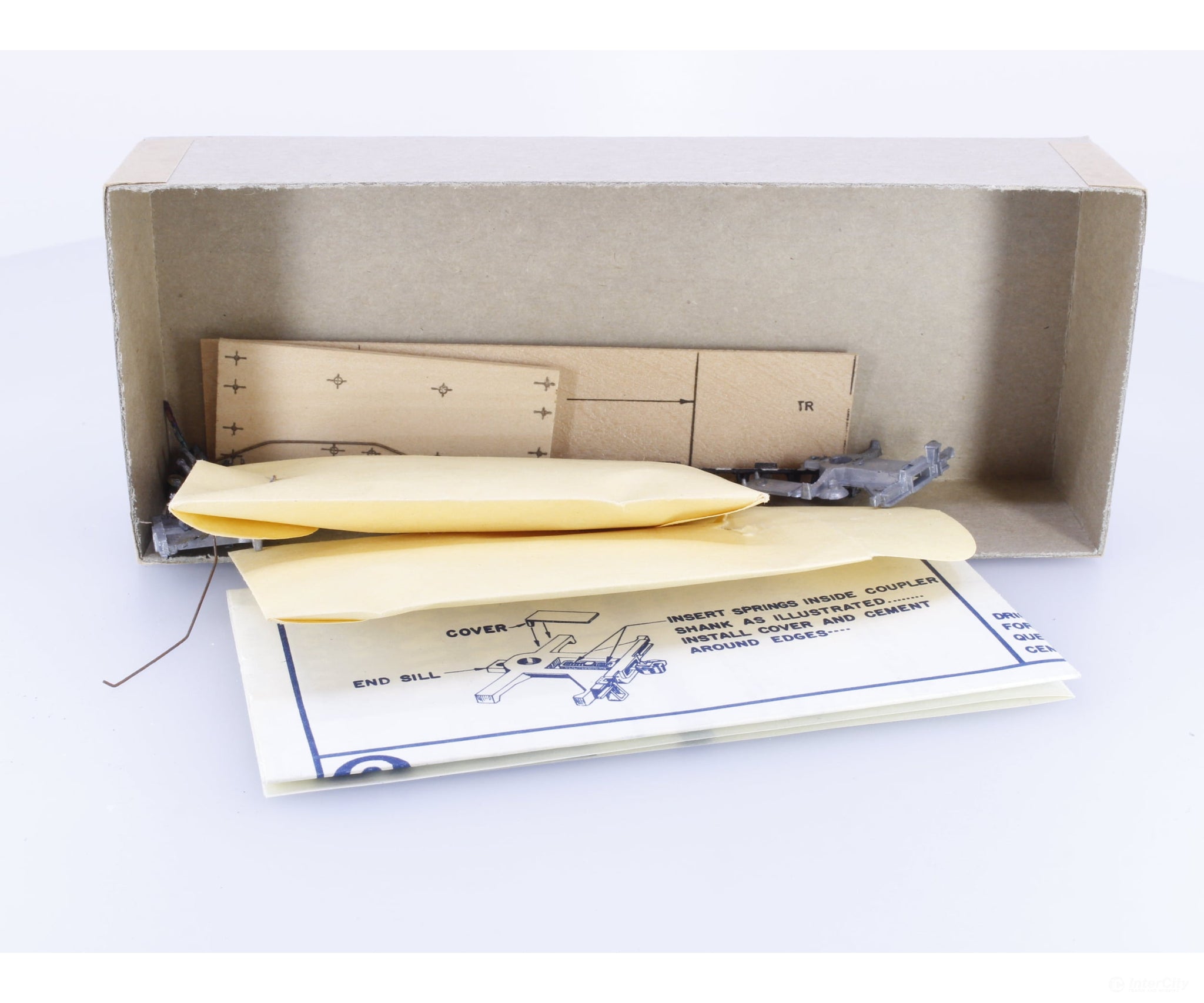 Ulrich 162-285 HO Truss Rod Flat Car Kit Canadian Pacific (CP) 34359 - Freight Cars
