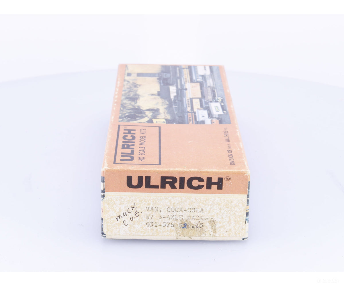 Ulrich 931-576 HO Die Cast Coca-Cola Tractor Trailer Kit - Vehicles