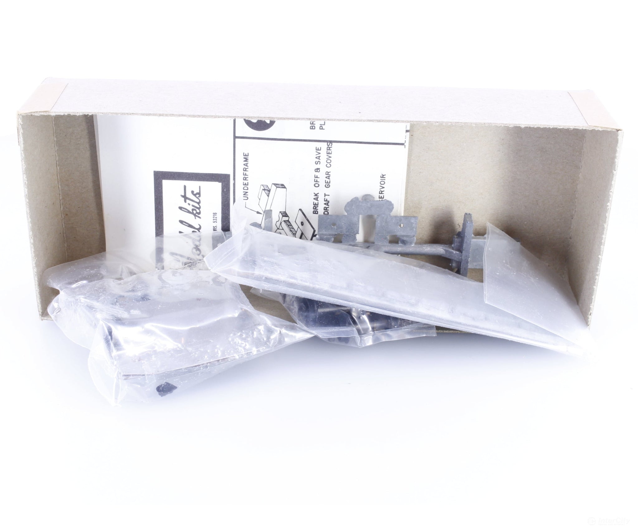 Ulrich Y193 HO Offset Twin Hopper Kit #2 Undecorated - Freight Cars