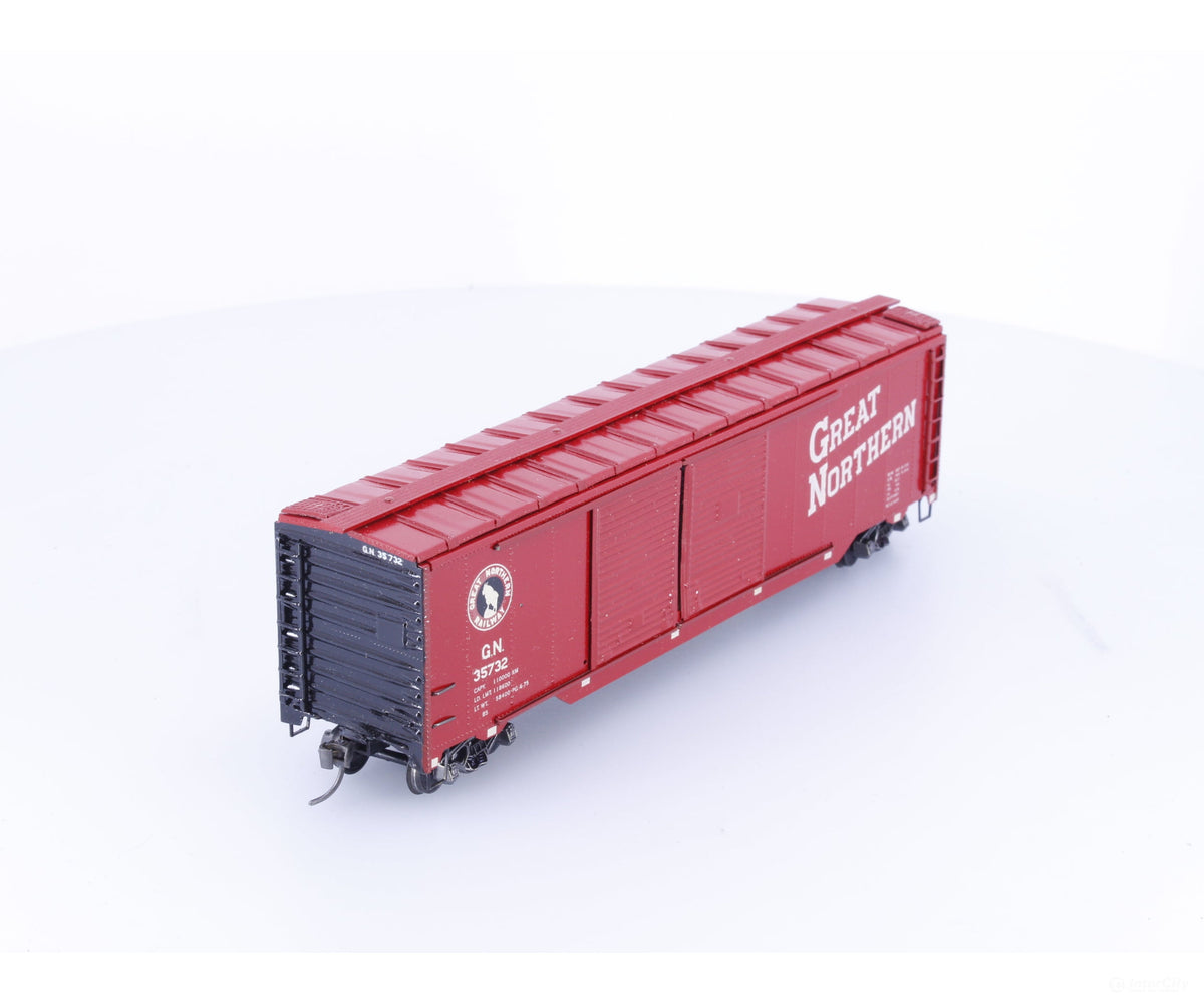 Unknown 35732 HO 50’ Double Door Boxcar Great Northern (GN) 35732 - Freight Cars