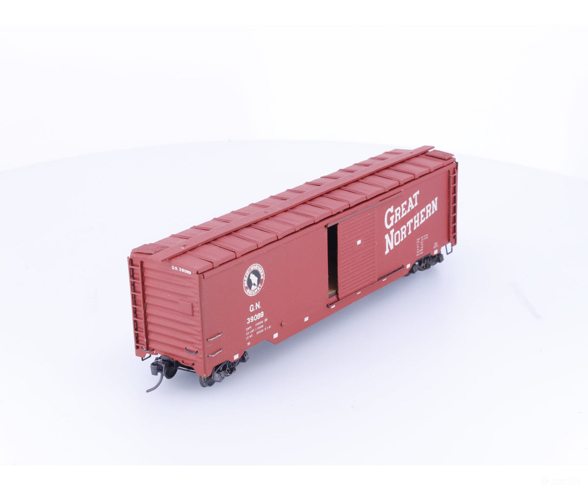 Unknown 39089 HO 50’ Single Door Box Car Great Northern (GN) 39089 - Freight Cars