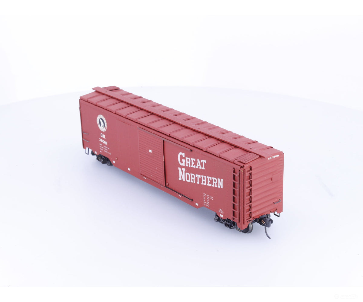 Unknown 39089 HO 50’ Single Door Box Car Great Northern (GN) 39089 - Freight Cars