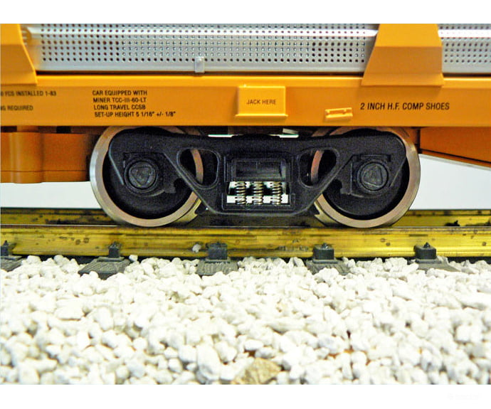 USA Trains R17181 G Canadian Pacific Bi-level Auto Carrier Yellow/black - Freight Cars