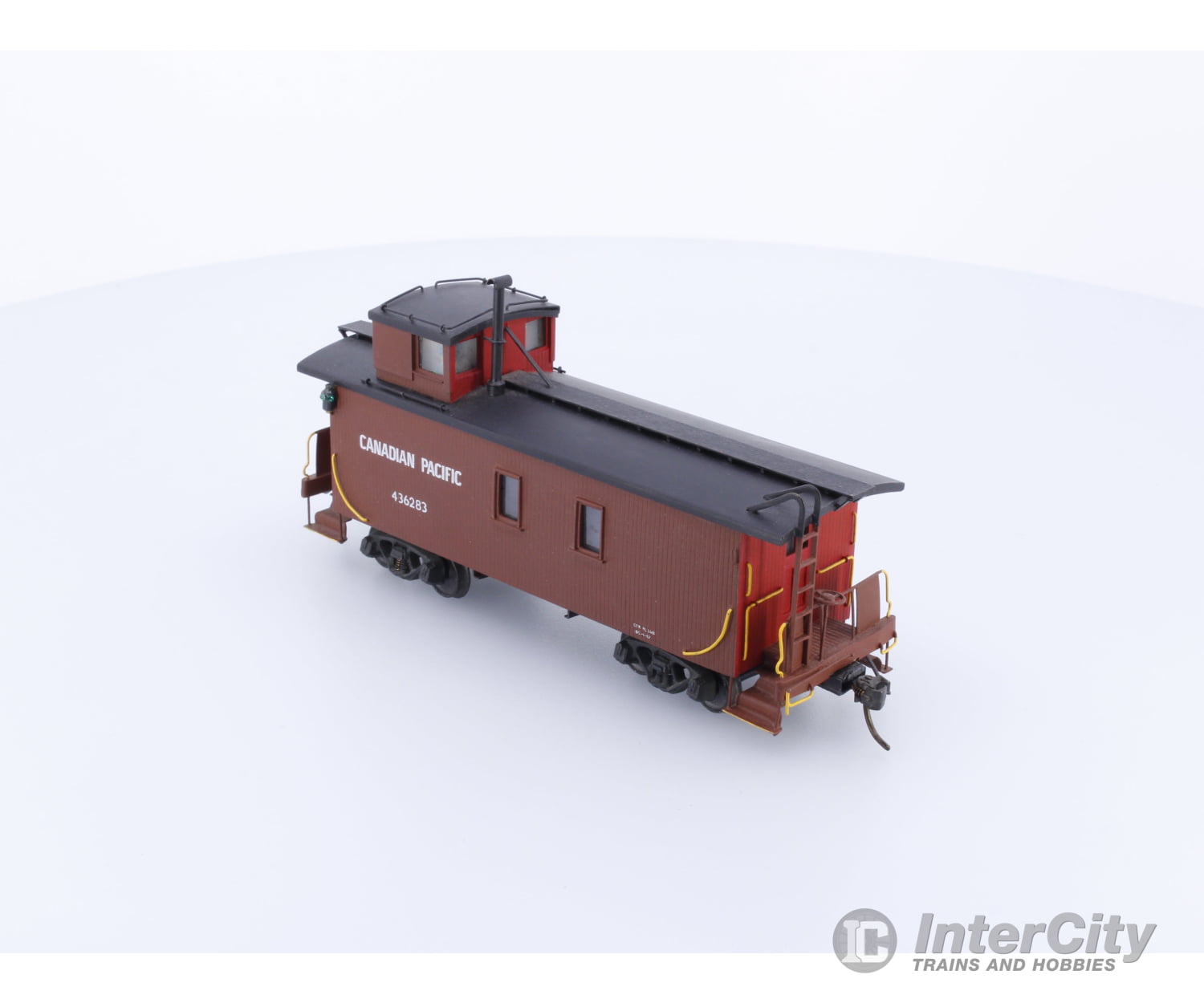 Van Hobbies CPRWOODSHCAB HO Brass Wood Sheathed Caboose Painted Canadian Pacific (CP) 436283 Freight Cars