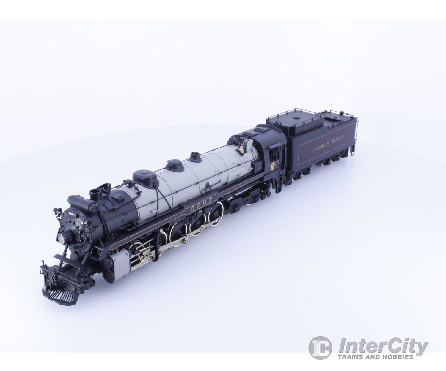 Van Hobbies SLK5907 HO Brass 2-10-4 Class T-1-a Selkirk Canadian Pacific (CP) 5907 Analog DC Locomotives
