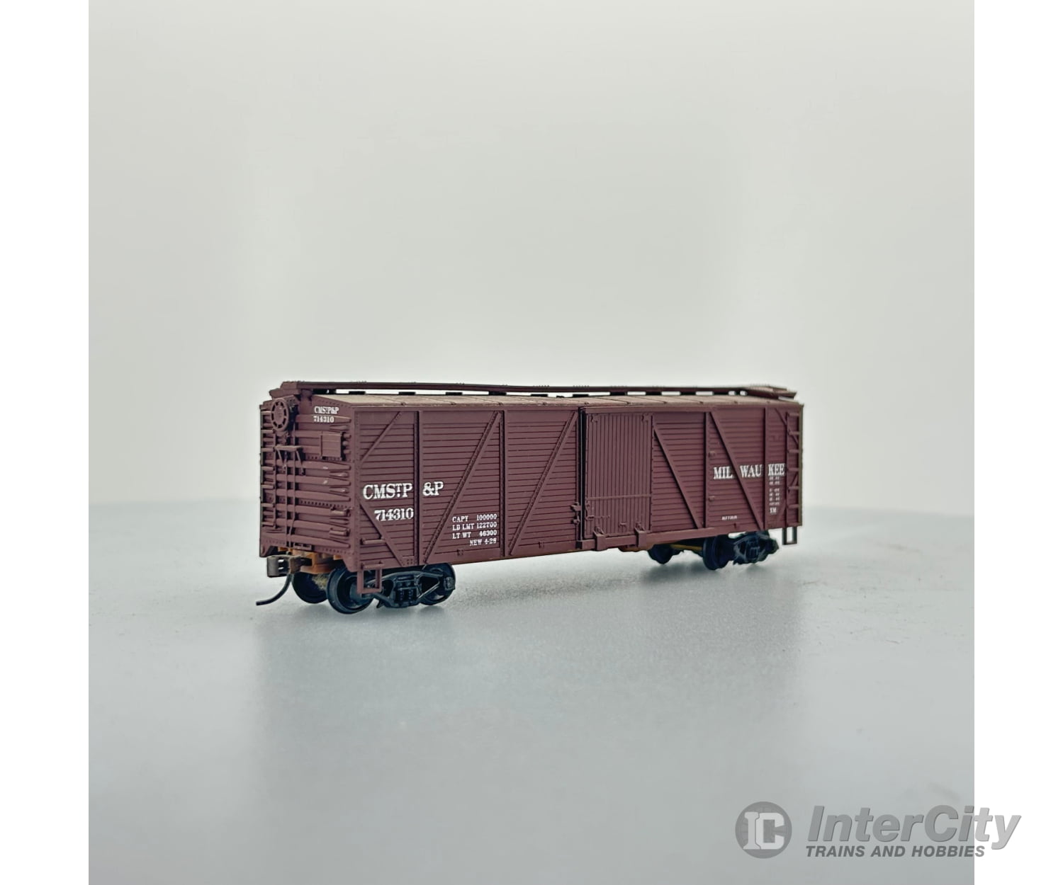 Walthers 40 Single Door Boxcar With Grain Doors Cmstp&P Milwaukee 714310 Freight Cars