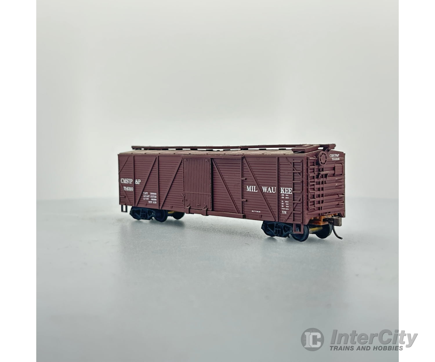 Walthers 40 Single Door Boxcar With Grain Doors Cmstp&P Milwaukee 714310 Freight Cars