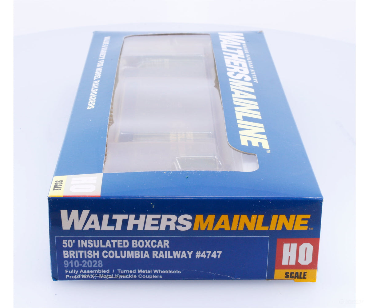 Walthers 910-2028 HO 50’ Insulated Box Car British Columbia Railway (BCOL) 4747 - Freight Cars