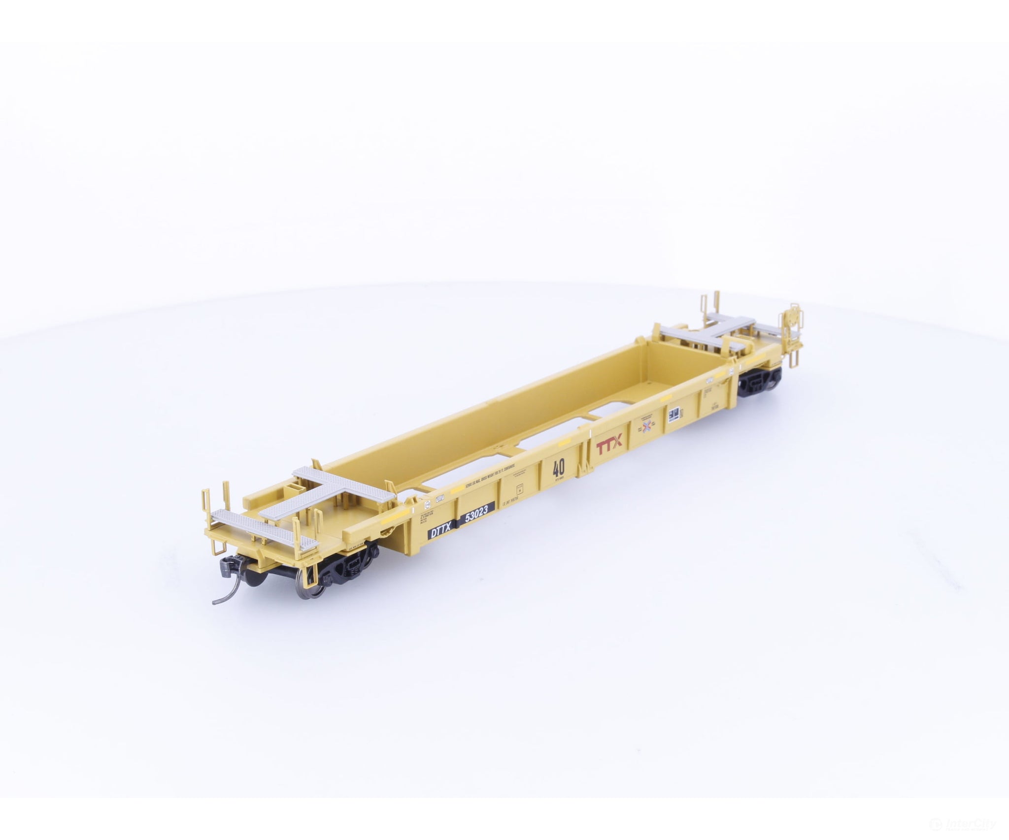 Walthers 910-8432 HO Thrall Rebuilt 40’ Well Car TTX DTTX Trailer Train TTX Corp. (TTX) 53023 - Freight Cars