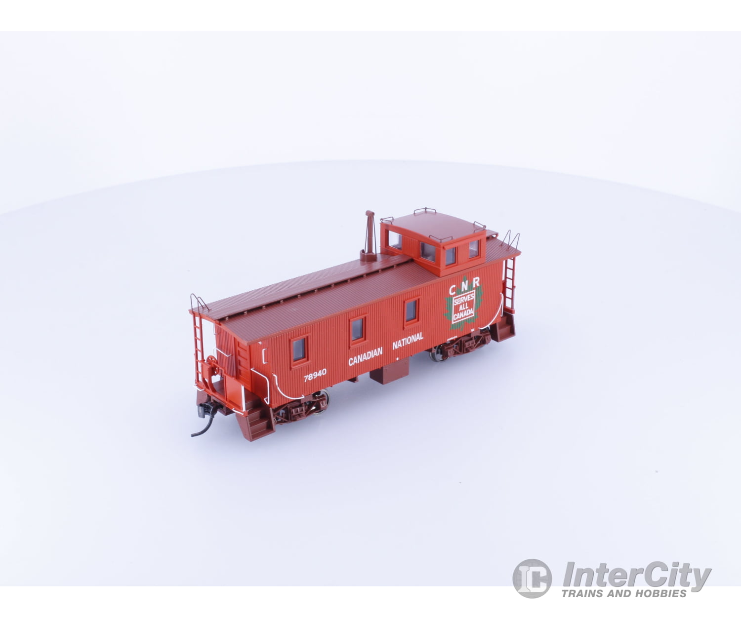 Walthers 920-103257 HO Proto 30’ GTW Style Offset Cupola Caboose Canadian National (CN) 78940 Freight Cars