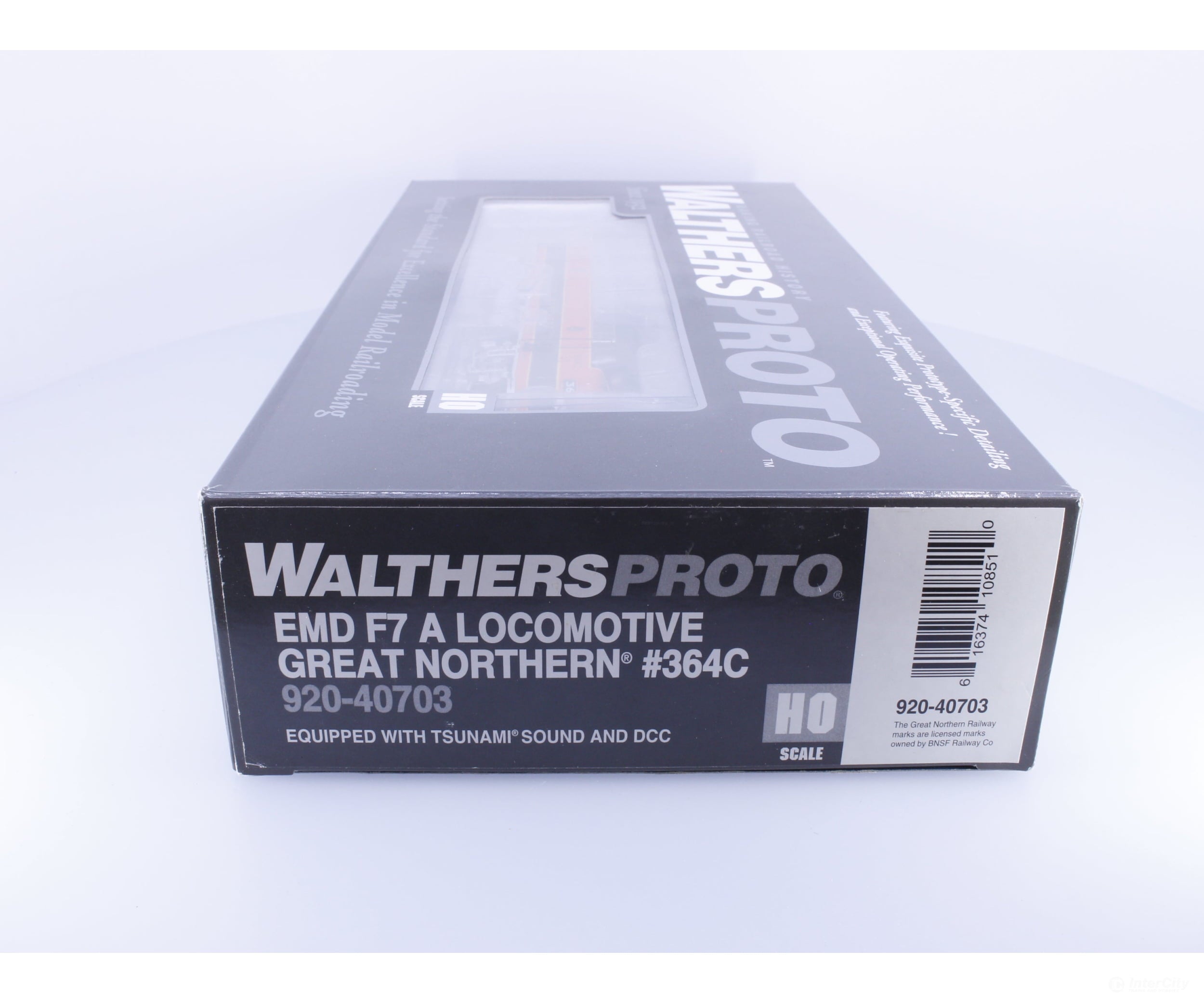 Walthers 920-40703 HO EMD F7A Diesel Locomotive Great Northern (GN) 364C DCC & Sound - Locomotives