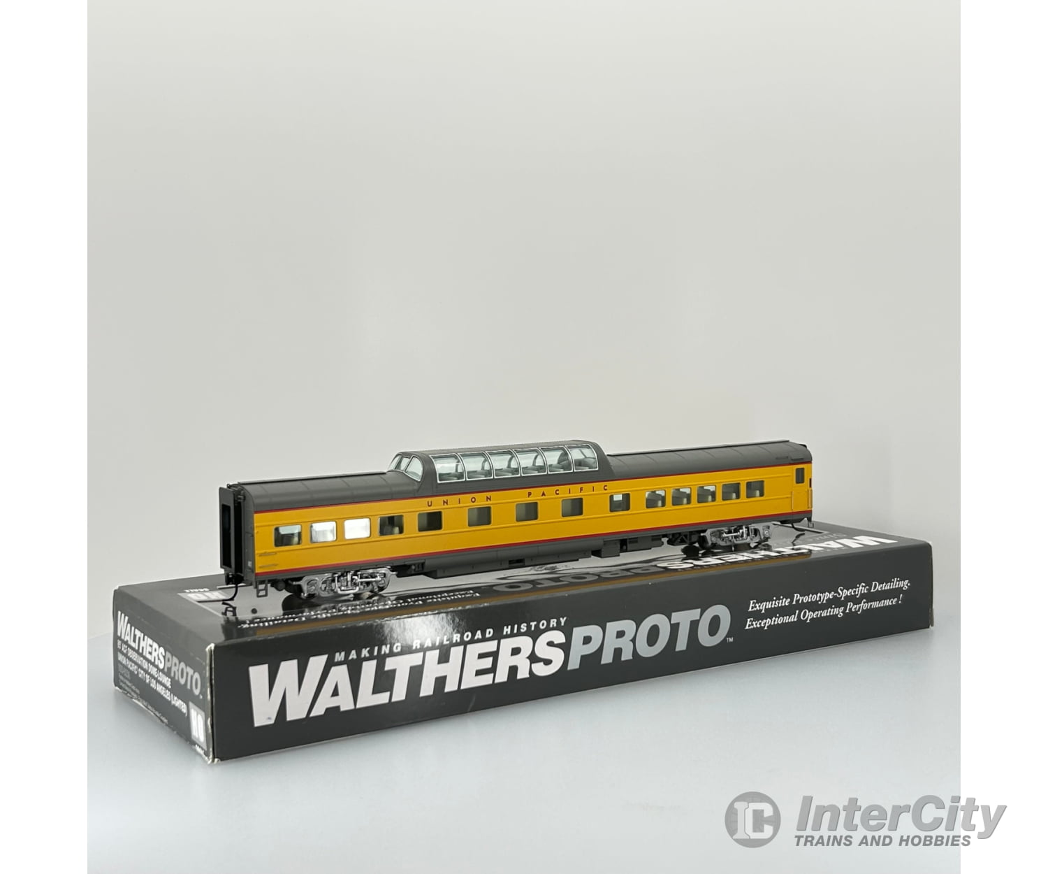 Walthers 920-9236 Ho 85 Acf Observation Dome-Lounge City Of Los Angeles Union Pacific (Lighted)