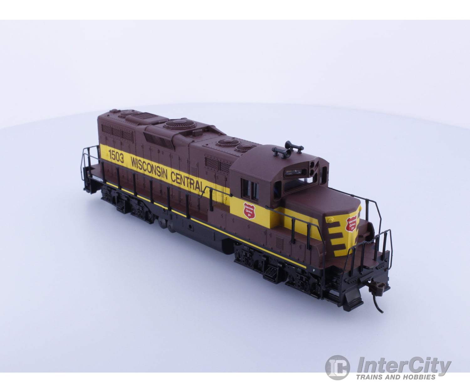 Walthers 931-118 HO GP9M Wisconsin Central (WC) 1503 Analog DC (#1) Locomotives