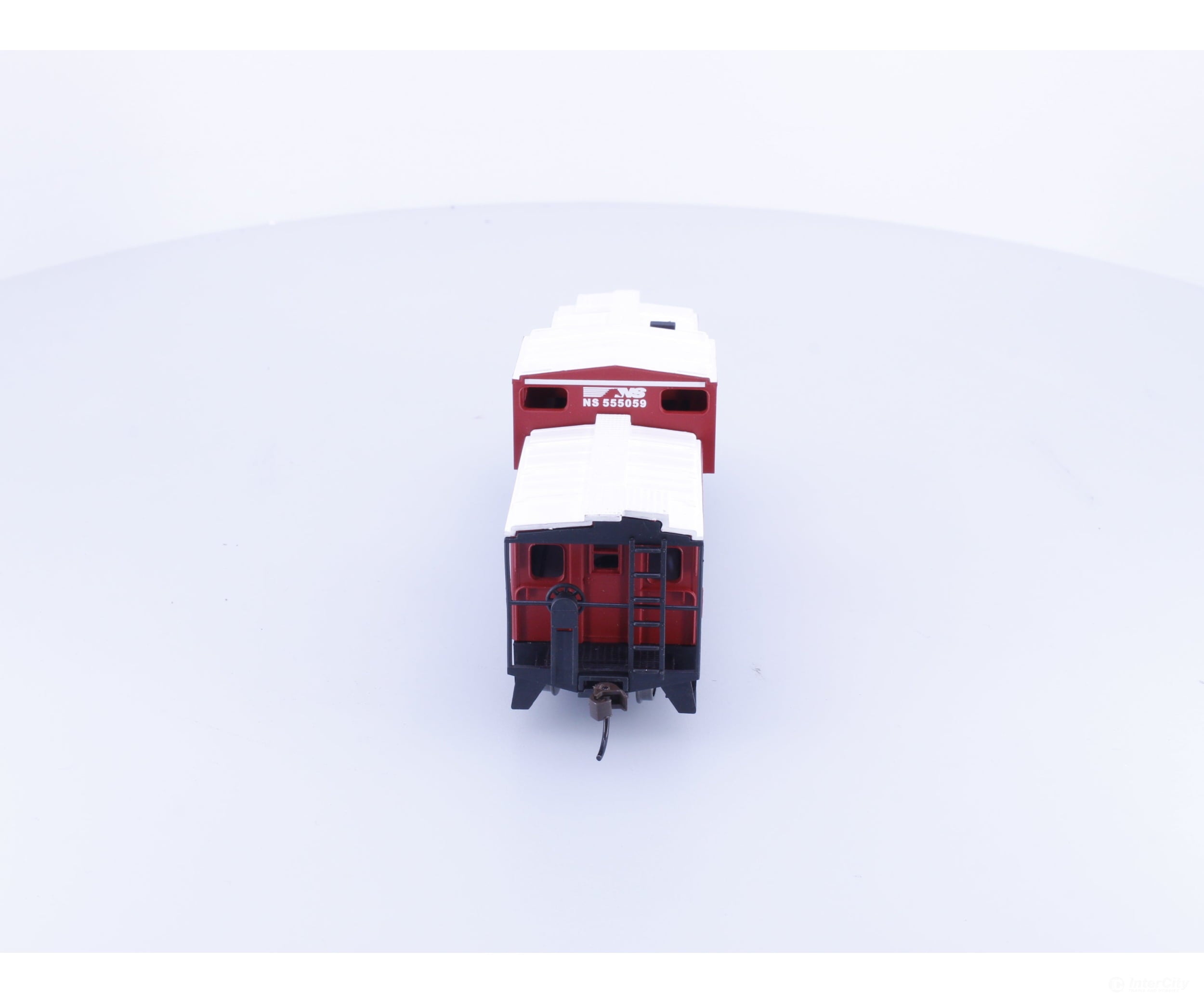 Walthers 931-1527 HO Wide Vision Cupola Caboose Norfolk Southern (NS) 555059 - Freight Cars