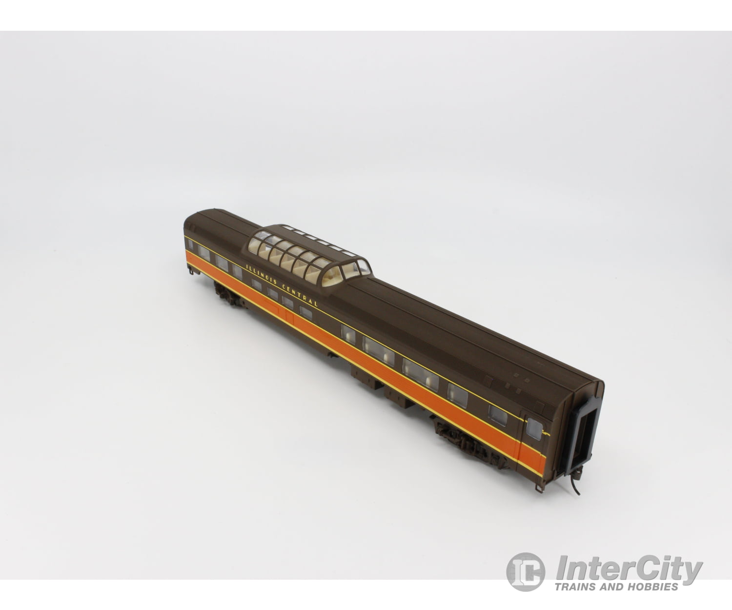 Walthers 932-16482 Ho 85’ Budd Dome Coach Passenger Car Illinois Central (Ic) Cars