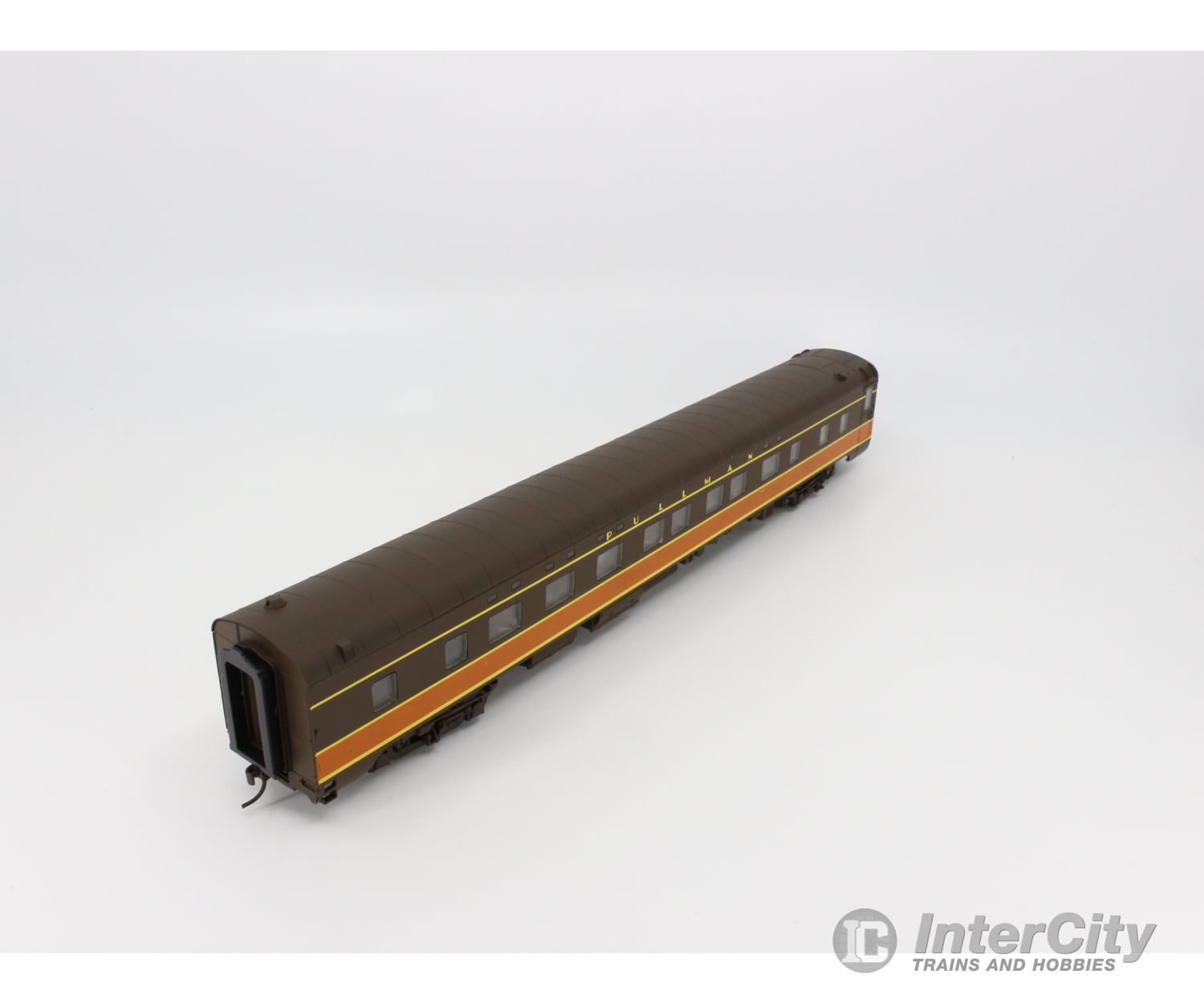 Walthers 932-16702 Ho Pullman-Standard 4-4-2 Sleeper Passenger Car Illinois Central (Ic) (2) Cars