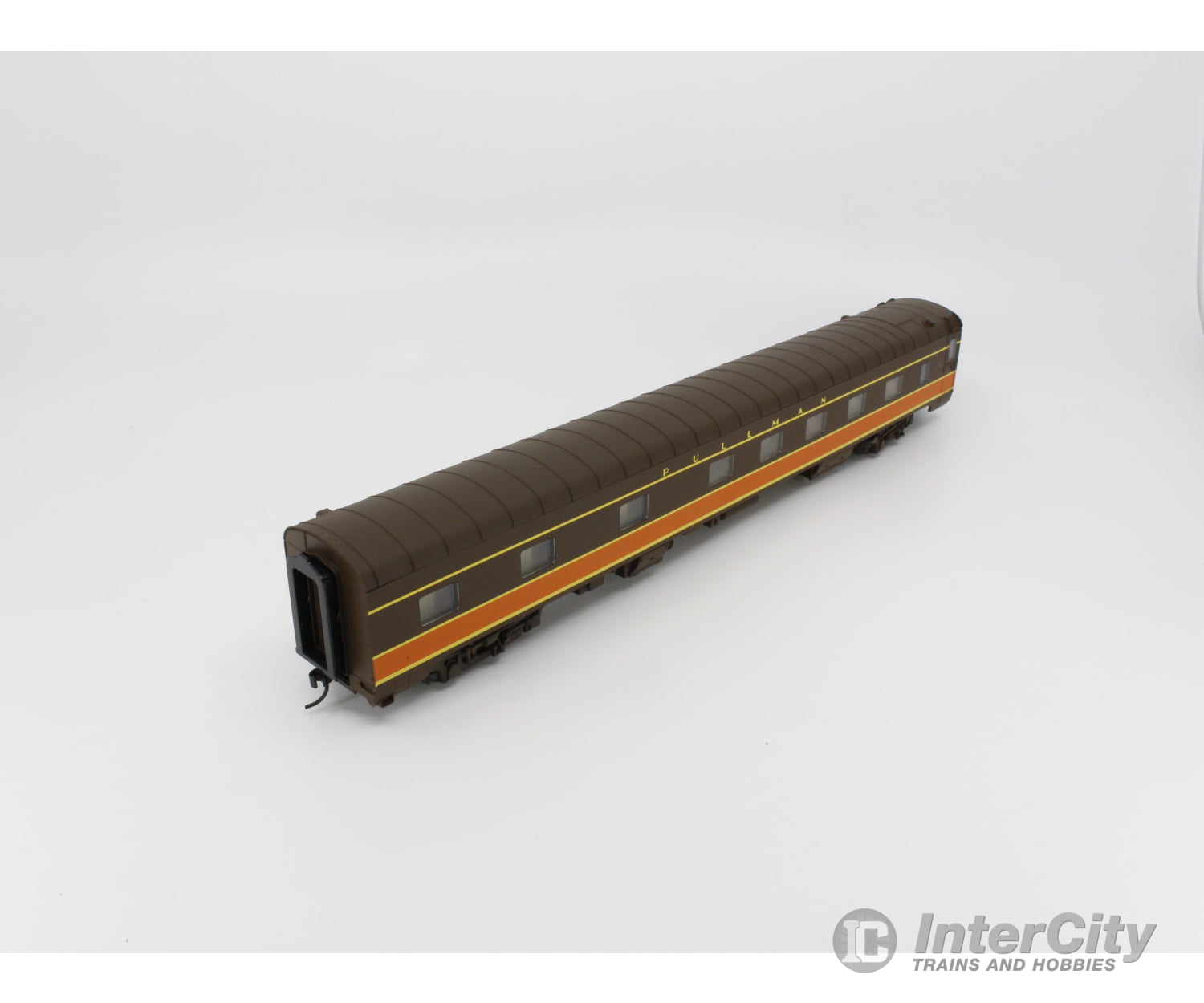 Walthers 932-16743 Ho Pullman-Standard 10-5 Sleeper Passenger Car Illinois Central (Ic) Cars