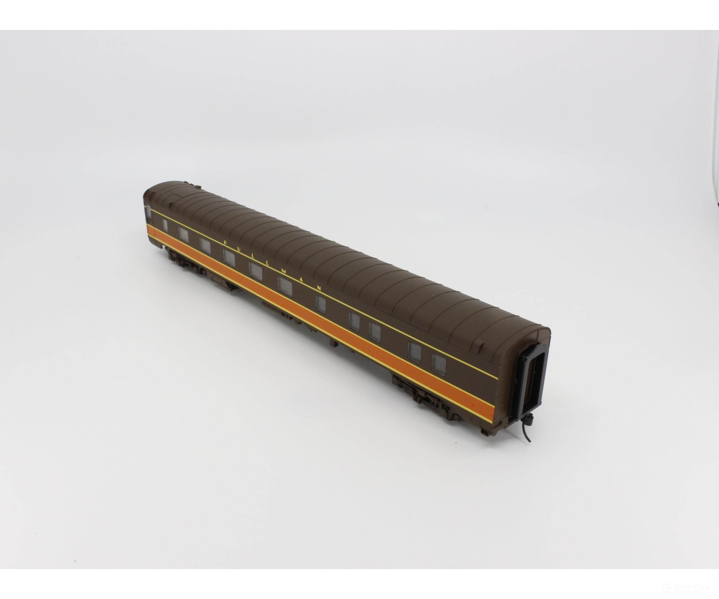 Walthers 932-16743 Ho Pullman-Standard 10-5 Sleeper Passenger Car Illinois Central (Ic) Cars