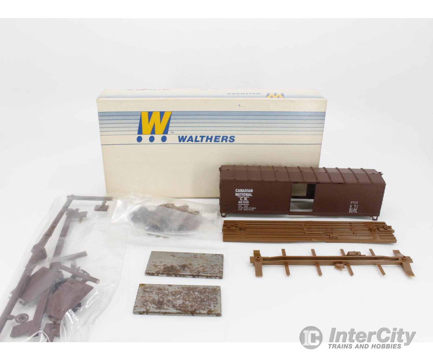 Walthers 932-2009 Ho 40’ Wood Box W/ Dreadnaught Ends Freight Car Kit Canadian National (Cn)