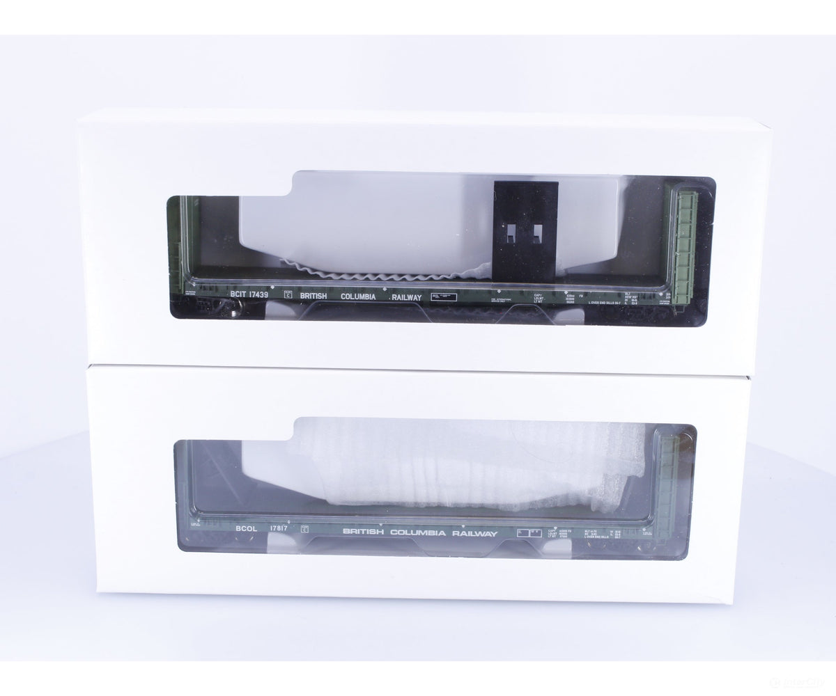 Walthers 932-240058 HO 50’ Bulkhead Flat Car (2 Pack) British Columbia Railway (BCOL) 17439/17817 - Freight Cars