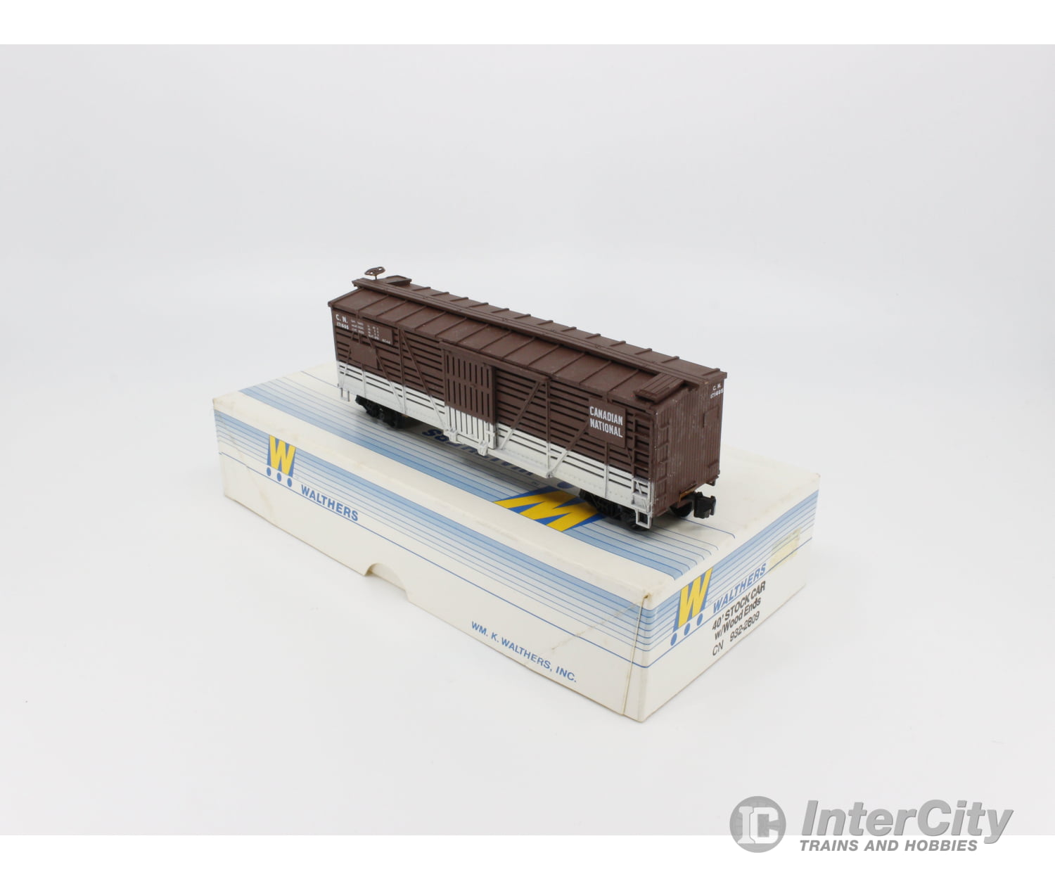 Walthers 932-2809 Ho 40’ Stock Freight Car W/ Wood Ends Canadian National (Cn) 171605 Cars