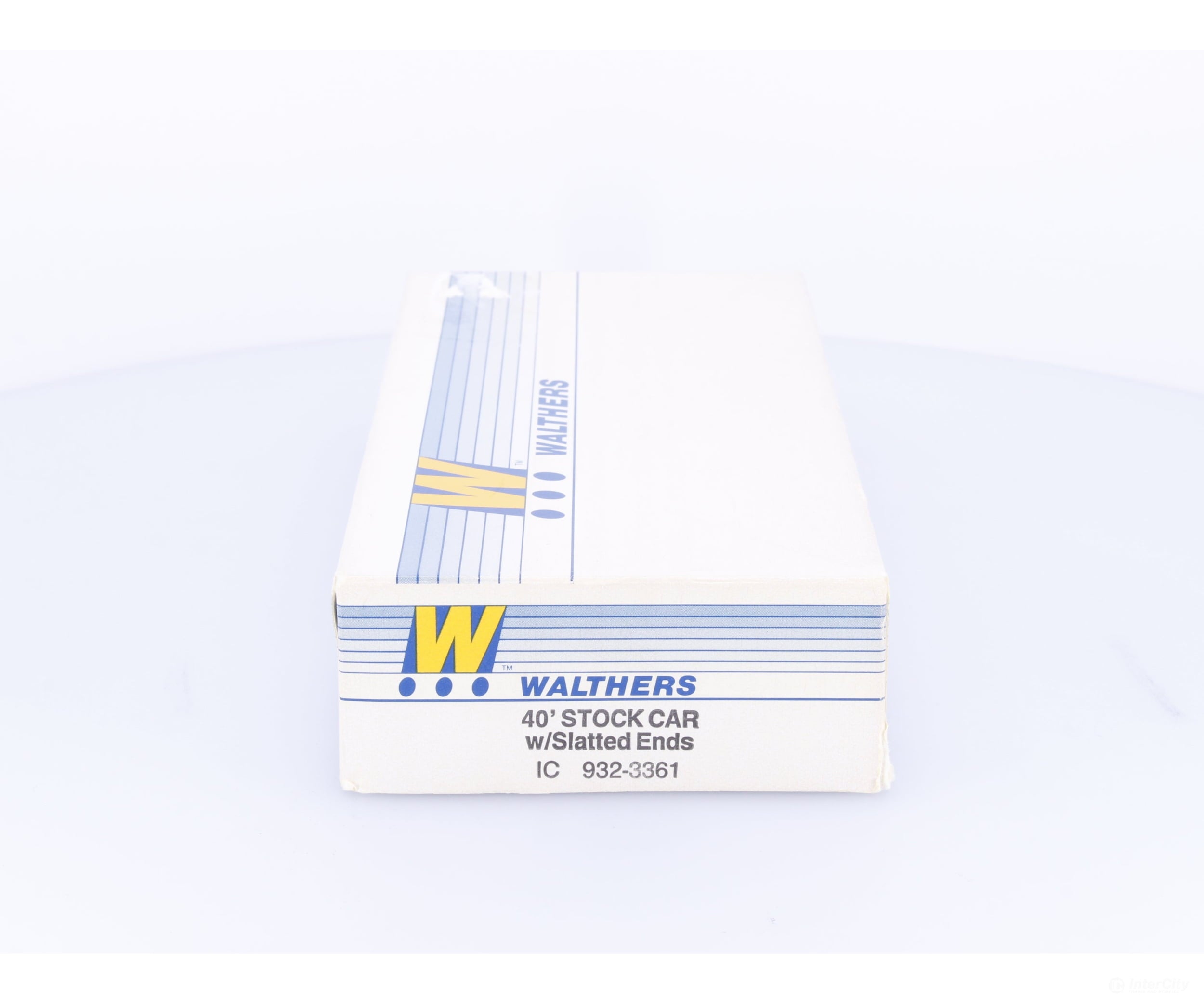 Walthers 932-3361 HO 40’ Stock Car Illinois Central (IC) 30198 - Freight Cars